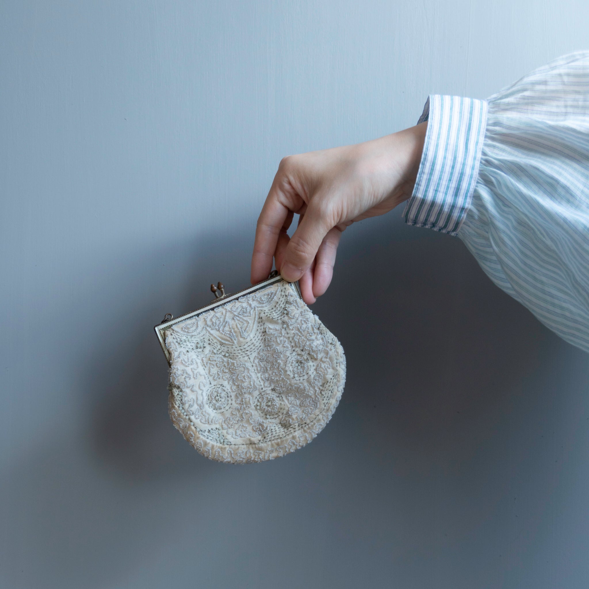 1930s French Micro Opal White Beads Purse