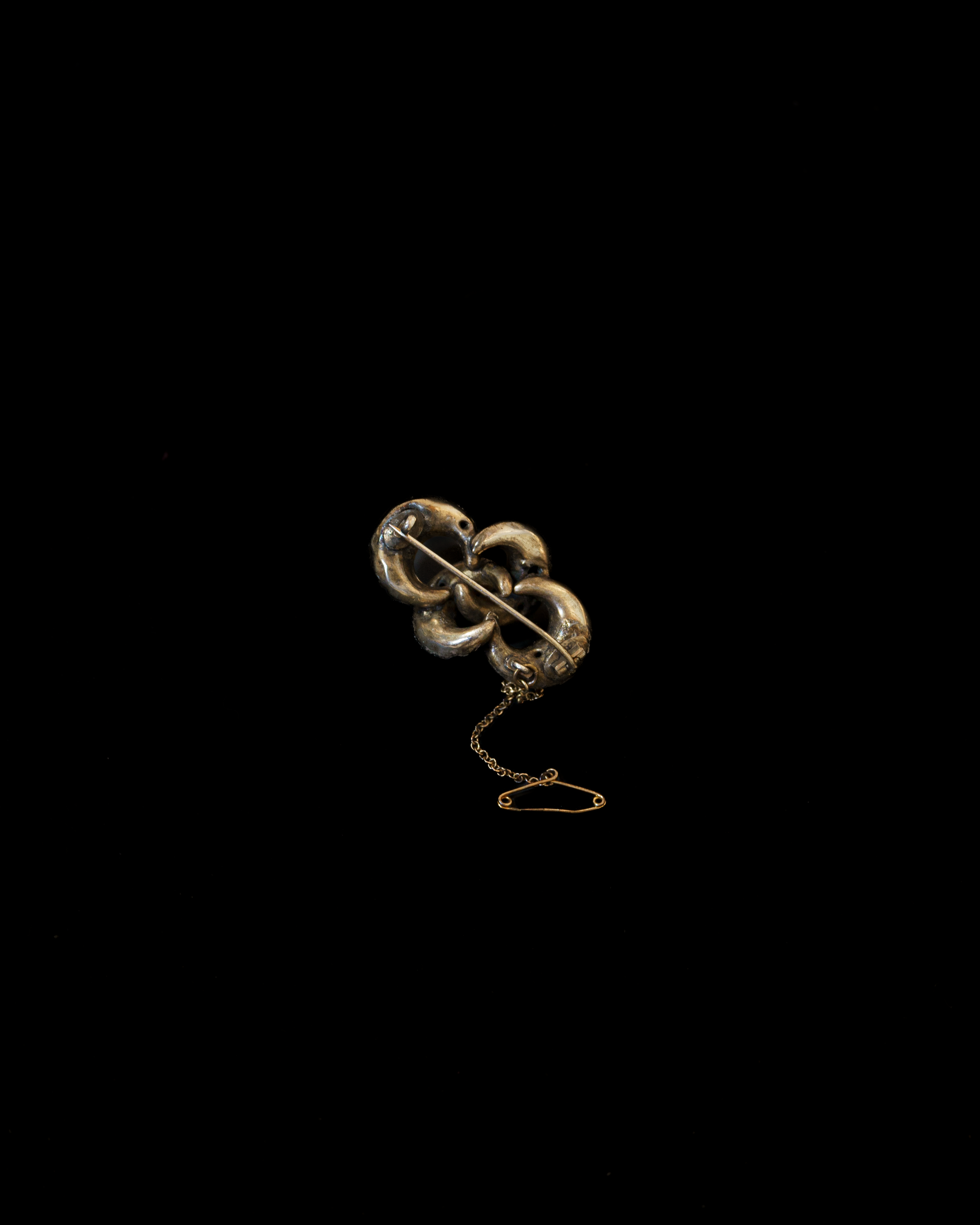 Victorian Rope Knot Silver Brooch