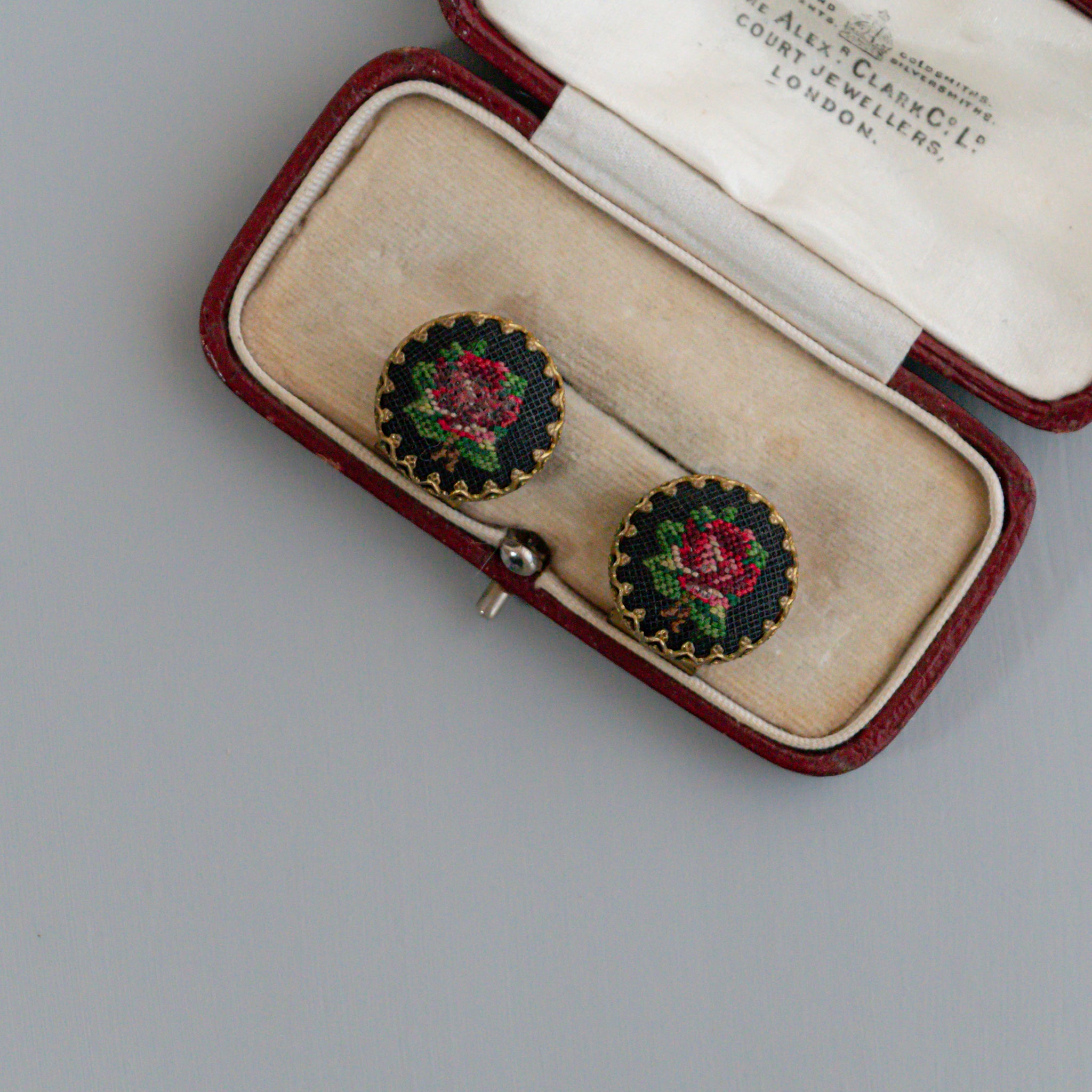 Red Rose Black Bonpoint Earrings