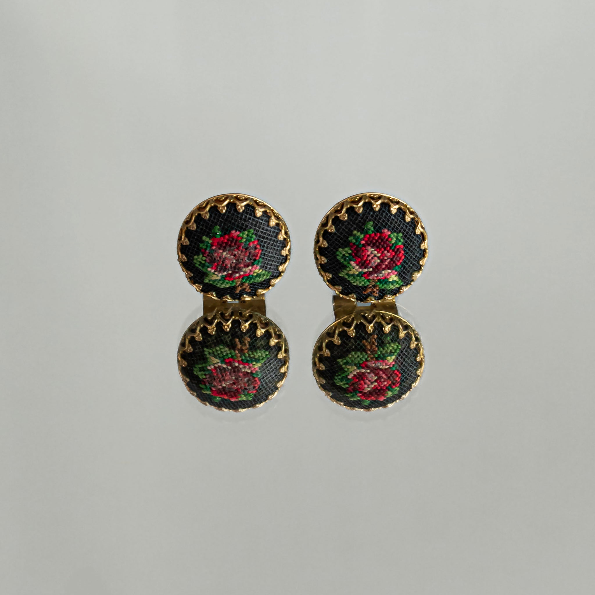 Red Rose Black Bonpoint Earrings